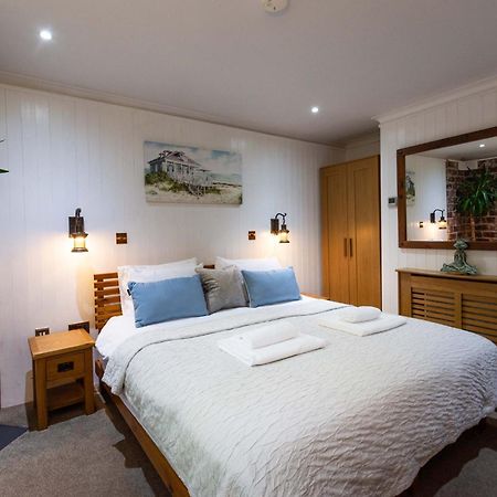 Rockleigh Place Сент-Остел Экстерьер фото